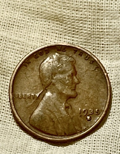 1935 wheat penny BIE error showing raised vertical die crack line between B and E in LIBERTY